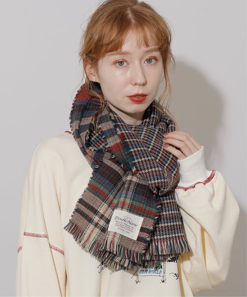 DOUBLE NAME（ダブルネーム）の「チェック柄リバーシブルマフラー（マフラー・レディース・ベージュ/レッド/グリーン・FREE）」の15枚目の写真