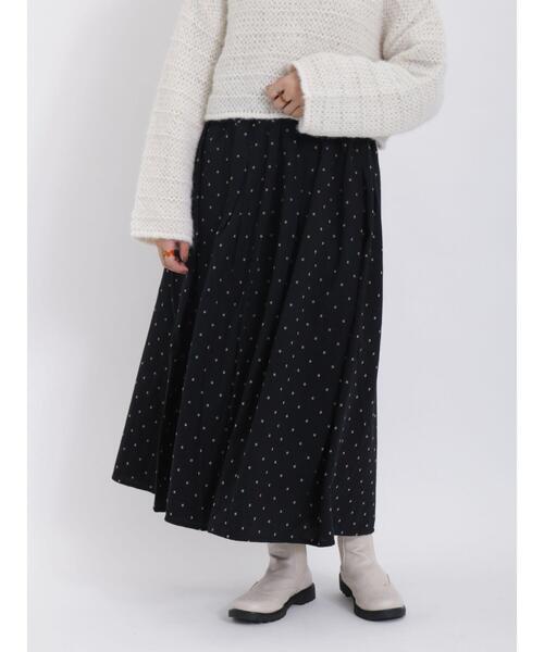 Samansa Mos2(サマンサ モスモス)の「フラワー柄フロッキープリントスカート(スカート・レディース・グリーン/キナリ/ブラック・F)」の8枚目の写真