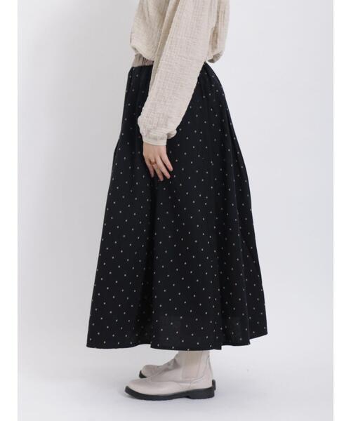 Samansa Mos2(サマンサ モスモス)の「フラワー柄フロッキープリントスカート(スカート・レディース・グリーン/キナリ/ブラック・F)」の13枚目の写真