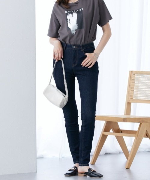 slattgir（スラットジール）の「高身長　すごのびストレッチデニムスキニーパンツ（股下８４ｃｍ）　（トールサイズ）（デニムパンツ・レディース・ネイビー/ブラック/ネイビー系・96/80/76/88/64/84/73/104/67/70）」の13枚目の写真