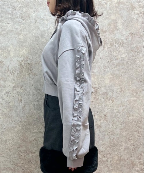 axes femme POETIQUE（アクシーズファムポエティック）の「刺繍フリル