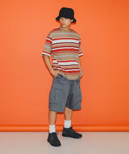 BEAMS（ビームス）の「BEAMS / マルチボーダー Tシャツ（Tシャツ/カットソー・メンズ・ブラック/ブルー/ブラウン系その他4・L/M/S/XL）」の14枚目の写真