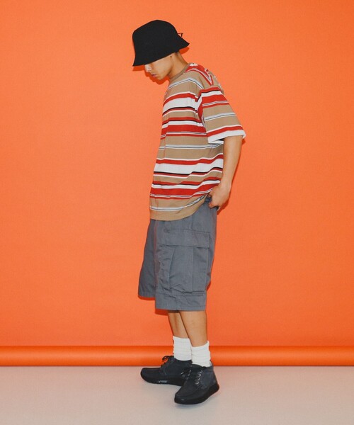 BEAMS（ビームス）の「BEAMS / マルチボーダー Tシャツ（Tシャツ/カットソー・メンズ・ブラック/ブルー/ブラウン系その他4・L/M/S/XL）」の15枚目の写真