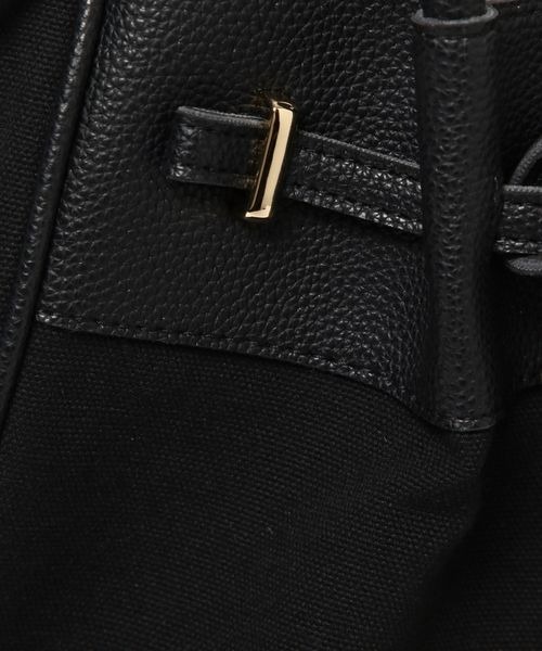 mysty woman(ミスティウーマン)の「レザー×キャンバスBAG 102096(トートバッグ・レディース・ブラック系その他/ブラック/オフホワイト/ブラック系その他2・FREE)」の19枚目の写真