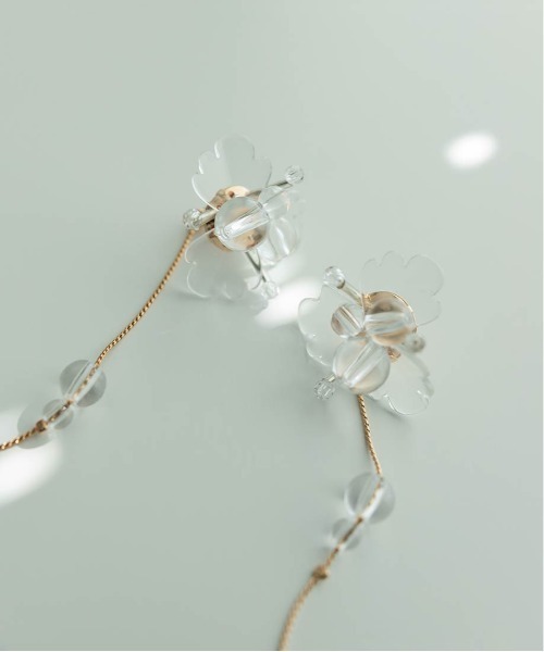 RANDA（ランダ）の「2WAYフラワーピアス（ピアス（両耳用）・レディース・ピンク/クリア・FREE）」の5枚目の写真