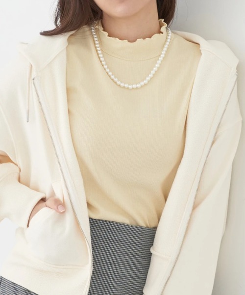 earth music&ecology（アースミュージックアンドエコロジー）の「テレコリブメローハイネックインナー（インナーウェア/肌着・レディース・オフホワイト/ライトグレー/ライトイエロー/コーラル/ライラック/サックスブルー・FREE）」の5枚目の写真