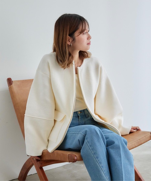 titivate（ティティベイト）の「ランタンスリーブブルゾン（ブルゾン・レディース・ホワイト系その他/ブラック/グレイッシュベージュ/オフホワイト・FREE）」の2枚目の写真