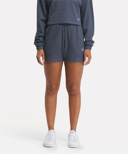 Reebok(リーボック)の「クラシック ワッフル ショーツ / CL WDE WAFFLE SHORT(その他パンツ・レディース・ブルーグレー/ブラック/ベージュ・LARGE/MEDIUM/SMALL/X-LARGE)」の1枚目の写真