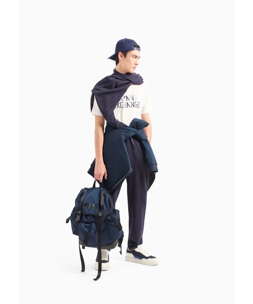 ARMANI EXCHANGE(アルマーニエクスチェンジ)の「【A|X アルマーニ エクスチェンジ】AXロゴ フーデッドモックネックスウェットパーカー(スウェット・メンズ・アイボリー/ネイビー・X-SMALL/LARGE/MEDIUM/SMALL/XX-LARGE/X-LARGE)」の4枚目の写真