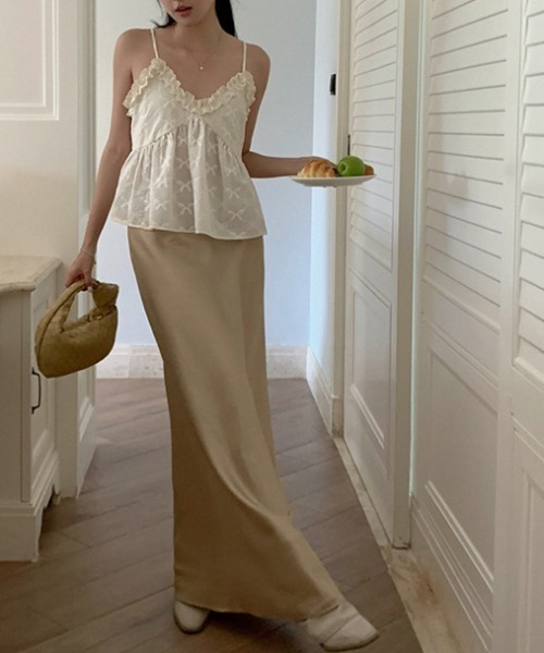 FREE STYLISTS（フリー スタイリスト）の「YUGA_YGMC サテン マーメイドロングスカート（スカート・レディース・ブラック/オフホワイト/シャンパン・FREE）」の4枚目の写真