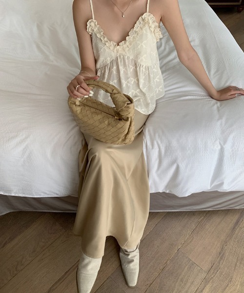 FREE STYLISTS（フリー スタイリスト）の「YUGA_YGMC サテン マーメイドロングスカート（スカート・レディース・ブラック/オフホワイト/シャンパン・FREE）」の5枚目の写真