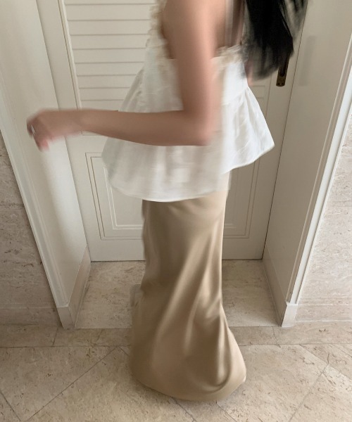 FREE STYLISTS（フリー スタイリスト）の「YUGA_YGMC サテン マーメイドロングスカート（スカート・レディース・ブラック/オフホワイト/シャンパン・FREE）」の6枚目の写真
