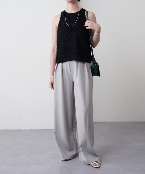 SHENERY（シーナリー）の「アメスリリバーシブルタンクトップ（シャツ/ブラウス・レディース・アイボリー/ブラック・FREE）」の4枚目の写真