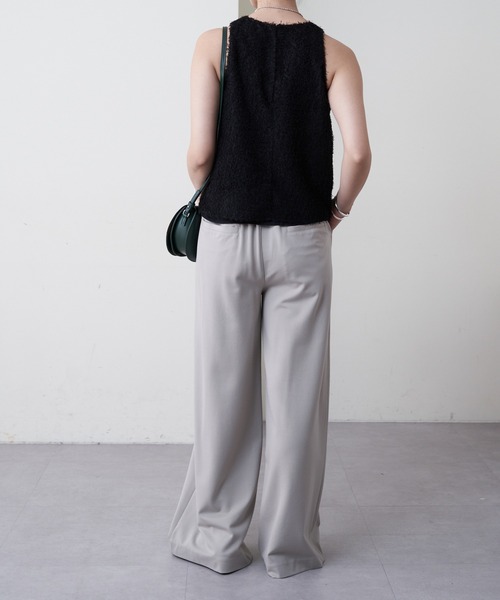 SHENERY（シーナリー）の「アメスリリバーシブルタンクトップ（シャツ/ブラウス・レディース・アイボリー/ブラック・FREE）」の8枚目の写真