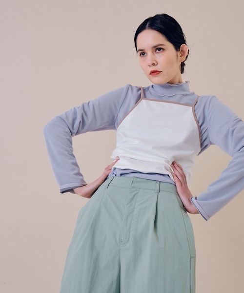 THE GOODLAND MARKET(ザグッドランドマーケット)の「cwtch ORGANIC CT BICOLOR CAMISOLE(キャミソール・レディース・オフホワイト/チャコールグレー/ベージュ・ONE)」の4枚目の写真