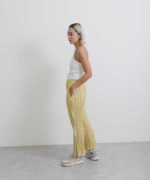 THE GOODLAND MARKET(ザグッドランドマーケット)の「cwtch ORGANIC CT BICOLOR CAMISOLE(キャミソール・レディース・オフホワイト/チャコールグレー/ベージュ・ONE)」の7枚目の写真