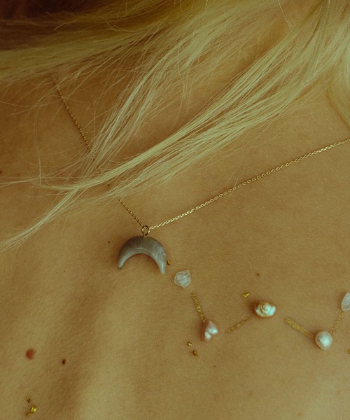 ANU（アヌ）の「moonlight necklace - ムーンライトネックレス（ネックレス・レディース・グレー/ブルー・FREE）」の10枚目の写真