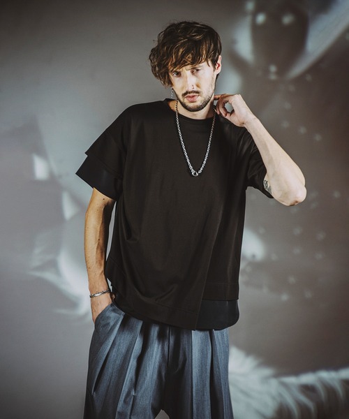 NO ID.（ノーアイディ）の「アシンメトリースリーレイヤードC