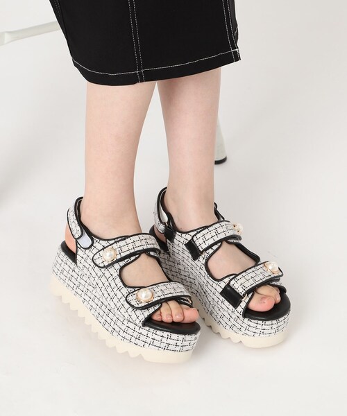 ESPERANZA(エスペランサ)の「ツイードパール調厚底スポーツサンダル 24SS(サンダル・レディース・ホワイト系3/ブラック系2/ピンク系7・S/M/L/LL)」の6枚目の写真