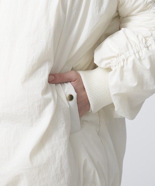 GALLEST(ギャレスト)の「◆ギャザーフォルムダウンコート(ダウンジャケット/コート・レディース・ブラック/オフホワイト・40/36/38)」の18枚目の写真