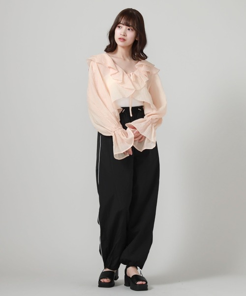 archives（アルシーヴ）の「サイドラインパラシュートパンツ（カーゴパンツ・レディース・アイボリー/ブラック/グレー・MEDIUM）」の15枚目の写真