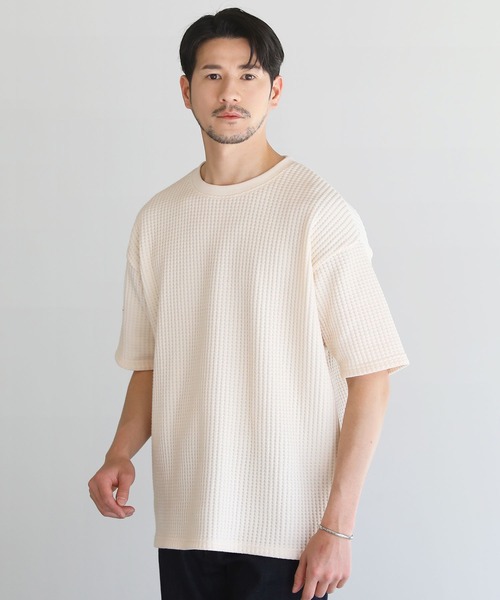 LIL VENDARS（リルヴェンダース）の「Buyer's Select / ポリコットン立体ビッグワッフル半袖Tシャツ（Tシャツ/カットソー・メンズ・ブラック系/チャコール/グレー系/ブルー/グレー系2/アイボリー/ブラック/ブルー系・L/M/XL）」の2枚目の写真