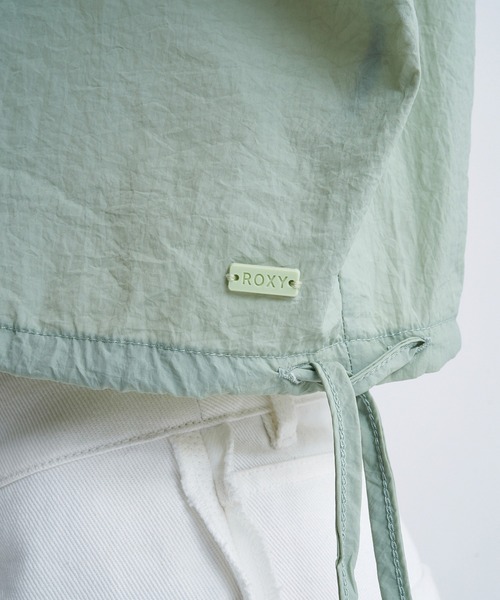 ROXY（ロキシー）の「MY OASIS SHIRT/ロキシードローコード付きショート丈半袖シャツ（シャツ/ブラウス・レディース・グリーン/ブラック/レッド・LARGE/SMALL/MEDIUM）」の14枚目の写真