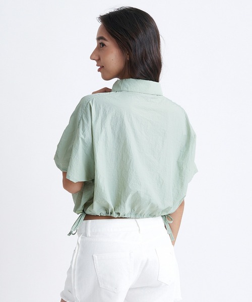 ROXY（ロキシー）の「MY OASIS SHIRT/ロキシードローコード付きショート丈半袖シャツ（シャツ/ブラウス・レディース・グリーン/ブラック/レッド・LARGE/SMALL/MEDIUM）」の8枚目の写真