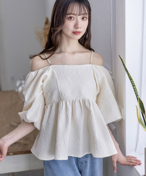 clear（クリア）の「フクレジャガードオフショルブラウス≪2024SS≫（シャツ/ブラウス・レディース・アイボリー/イエロー/ネイビー・F）」の2枚目の写真