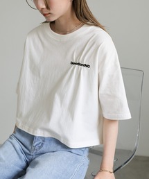 タック刺繍ロゴTシャツ