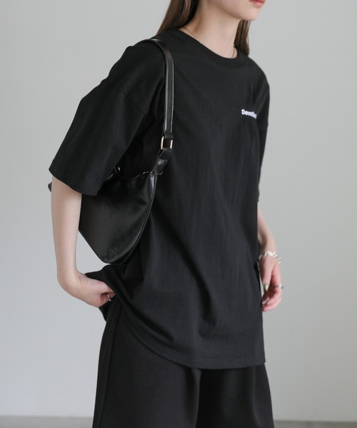 select MOCA(セレクトモカ)の「タック刺繍ロゴTシャツ(Tシャツ/カットソー・レディース・ブラック/オフホワイト・MEDIUM/SMALL)」の2枚目の写真