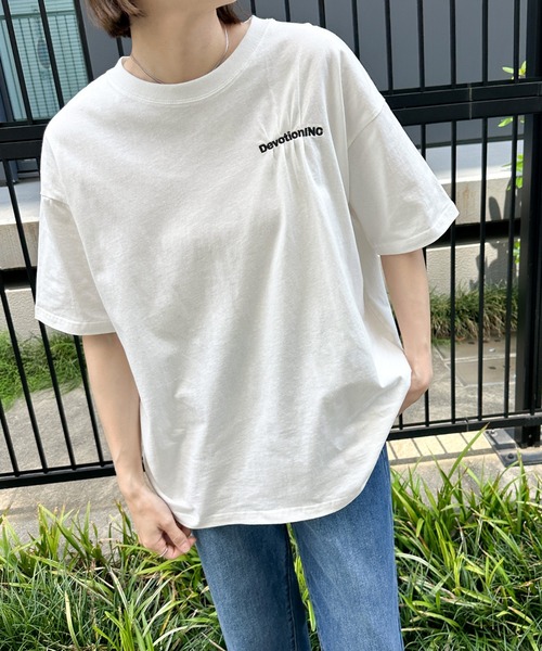 select MOCA(セレクトモカ)の「タック刺繍ロゴTシャツ(Tシャツ/カットソー・レディース・ブラック/オフホワイト・MEDIUM/SMALL)」の7枚目の写真