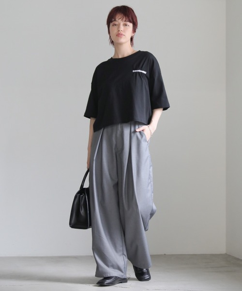 select MOCA(セレクトモカ)の「タック刺繍ロゴTシャツ(Tシャツ/カットソー・レディース・ブラック/オフホワイト・MEDIUM/SMALL)」の5枚目の写真