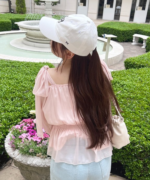 apres jour（アプレジュール）の「ロゴ刺繍キャップ【ZOZOTOWN限定アイテム】（キャップ・レディース・ベージュ/ブラック/オフホワイト・FREE）」の5枚目の写真