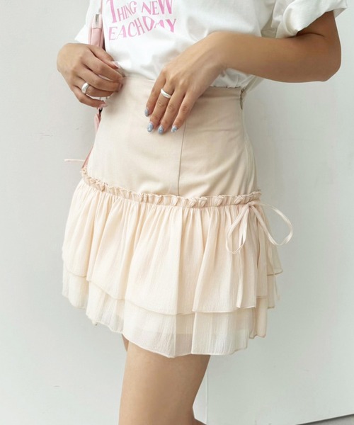 one after another NICE CLAUP（ワンアフターアナザーナイスクラップ）の「リボンシアーミニスカート（スカート・レディース・オフホワイト/チャコールグレー/ピンクベージュ・FREE）」の3枚目の写真