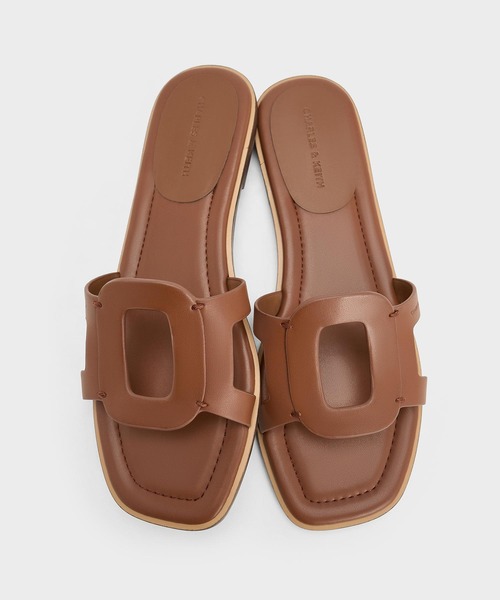 CHARLES & KEITH(チャールズ & キース)の「Easley イーズリー カットアウト スライドサンダル(サンダル・レディース・ブラック/オフホワイト/ライラック/ブラック系その他4/ホワイト系その他3/ブラウン系その他3/クリアブラウン・23.5cm/24.5cm/25cm/25.5cm/23cm/22.5cm)」の21枚目の写真