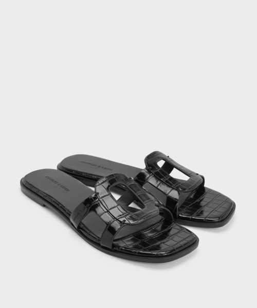 CHARLES & KEITH(チャールズ & キース)の「Easley イーズリー カットアウト スライドサンダル(サンダル・レディース・ブラック/オフホワイト/ライラック/ブラック系その他4/ホワイト系その他3/ブラウン系その他3/クリアブラウン・23.5cm/24.5cm/25cm/25.5cm/23cm/22.5cm)」の22枚目の写真