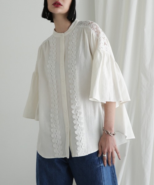 GENE HEAVENS(ジーンヘブンズ)の「(GENE HEAVENS)レース ヨーク ラッフルスリーブシャツ(シャツ/ブラウス・レディース・ブラック/ホワイト系その他・FREE)」の2枚目の写真
