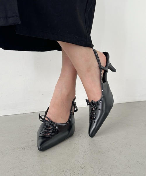 CLEA(クレア)の「ポインテッドトゥレースアップミュール(パンプス・レディース・シルバー/ブラック/ホワイト・23.5cm/24.5cm)」の7枚目の写真