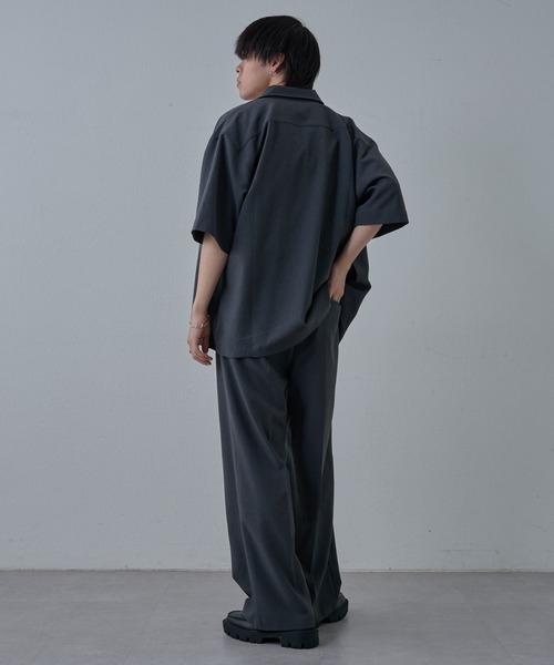 COLONY 2139（コロニートゥーワンスリーナイン）の「ドライエアー半袖ジップシャツ（シャツ/ブラウス・メンズ・グレー/ブラック・LARGE/MEDIUM）」の16枚目の写真