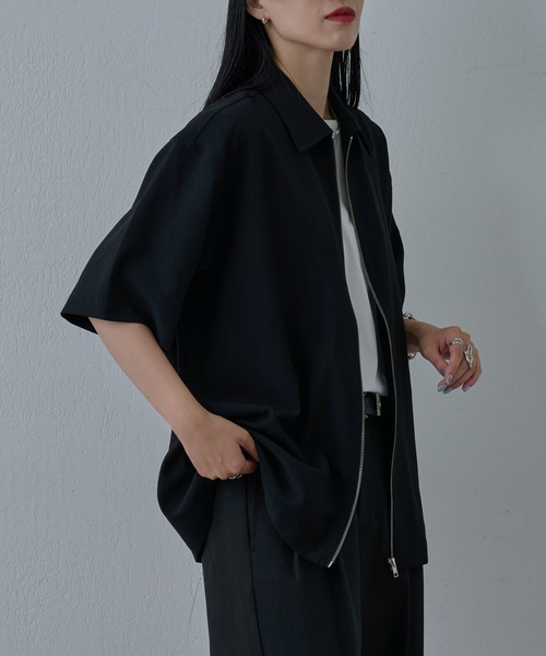 COLONY 2139（コロニートゥーワンスリーナイン）の「ドライエアー半袖ジップシャツ（シャツ/ブラウス・メンズ・グレー/ブラック・LARGE/MEDIUM）」の21枚目の写真