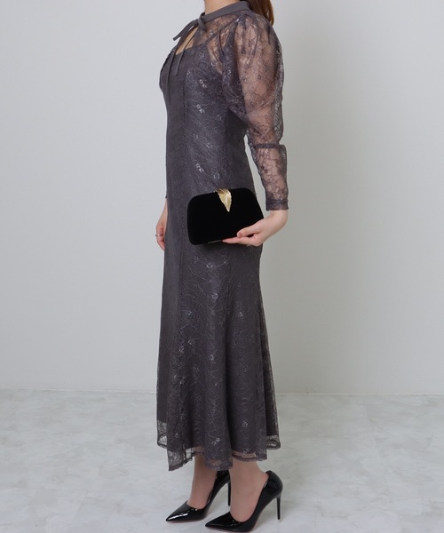 Lace Ladies（レースレディース）の「リーフモチーフ付き コンパクト 2WAY チェーン ショルダー バッグ（クラッチバッグ・レディース・アイボリー/ブラック・FREE）」の5枚目の写真