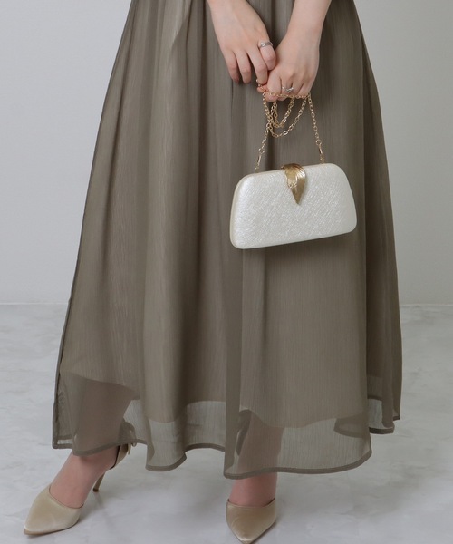 Lace Ladies（レースレディース）の「リーフモチーフ付き コンパクト 2WAY チェーン ショルダー バッグ（クラッチバッグ・レディース・アイボリー/ブラック・FREE）」の17枚目の写真
