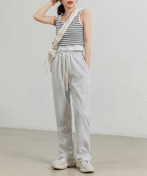 DAY CLOSET(デイ クローゼット)の「【ドラマ衣装提供】レディース リラクシー裾ファスナースウェットパンツ(スウェットパンツ・レディース・ブラック/オートミール・M/L/XL/2XL)」の14枚目の写真