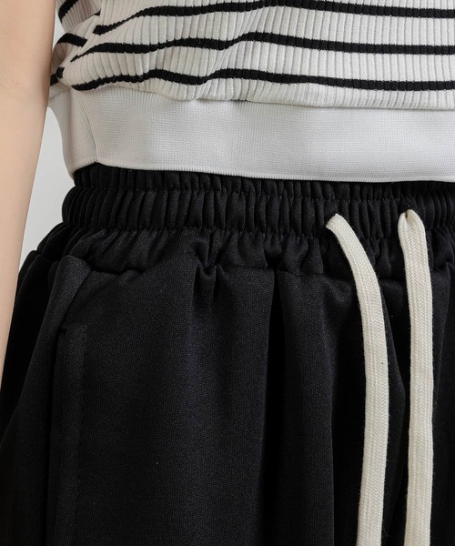DAY CLOSET(デイ クローゼット)の「【ドラマ衣装提供】レディース リラクシー裾ファスナースウェットパンツ(スウェットパンツ・レディース・ブラック/オートミール・M/L/XL/2XL)」の18枚目の写真
