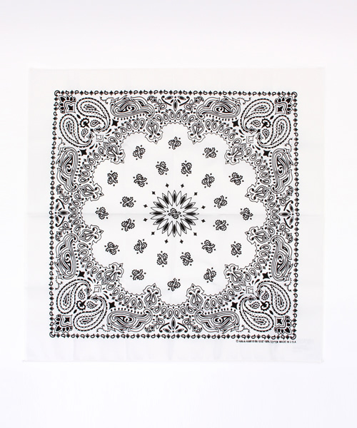 CIAOPANIC（チャオパニック）の「【Ciaopanic】　PAISLEYBANDANA（バンダナ/スカーフ・メンズ・ホワイト/モスグリーン/ネイビー/ブラック/レッド・FREE）」の2枚目の写真