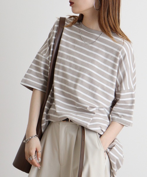 mitis（ミティス）の「mitis 綿素材ボーダー柄 6分袖チュニック丈Tシャツ（Tシャツ/カットソー・レディース・ブラック×ホワイト/ベージュ系/ホワイト×ネイビー・M）」の17枚目の写真