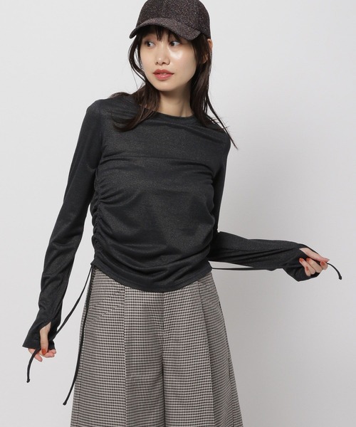 niko and...(ニコアンド)の「サイドシャーリングラメプルオーバー(Tシャツ/カットソー・レディース・ブラック/グレー/ライトグレー・FREE)」の2枚目の写真