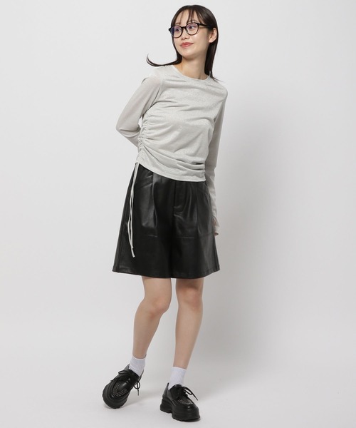 niko and...(ニコアンド)の「サイドシャーリングラメプルオーバー(Tシャツ/カットソー・レディース・ブラック/グレー/ライトグレー・FREE)」の9枚目の写真