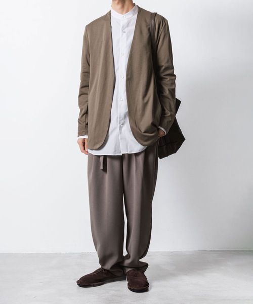 ATTACHMENT（アタッチメント）の「PE ストレッチダブルクロス ベルテッド ワイドテーパードトラウザーズ / PE STRETCH DOUBLE CLOTH BELTED WIDE TAPERD TROUSERS（スラックス・メンズ・ブラック/ライトグレー系/グレー系・1/2/3）」の7枚目の写真